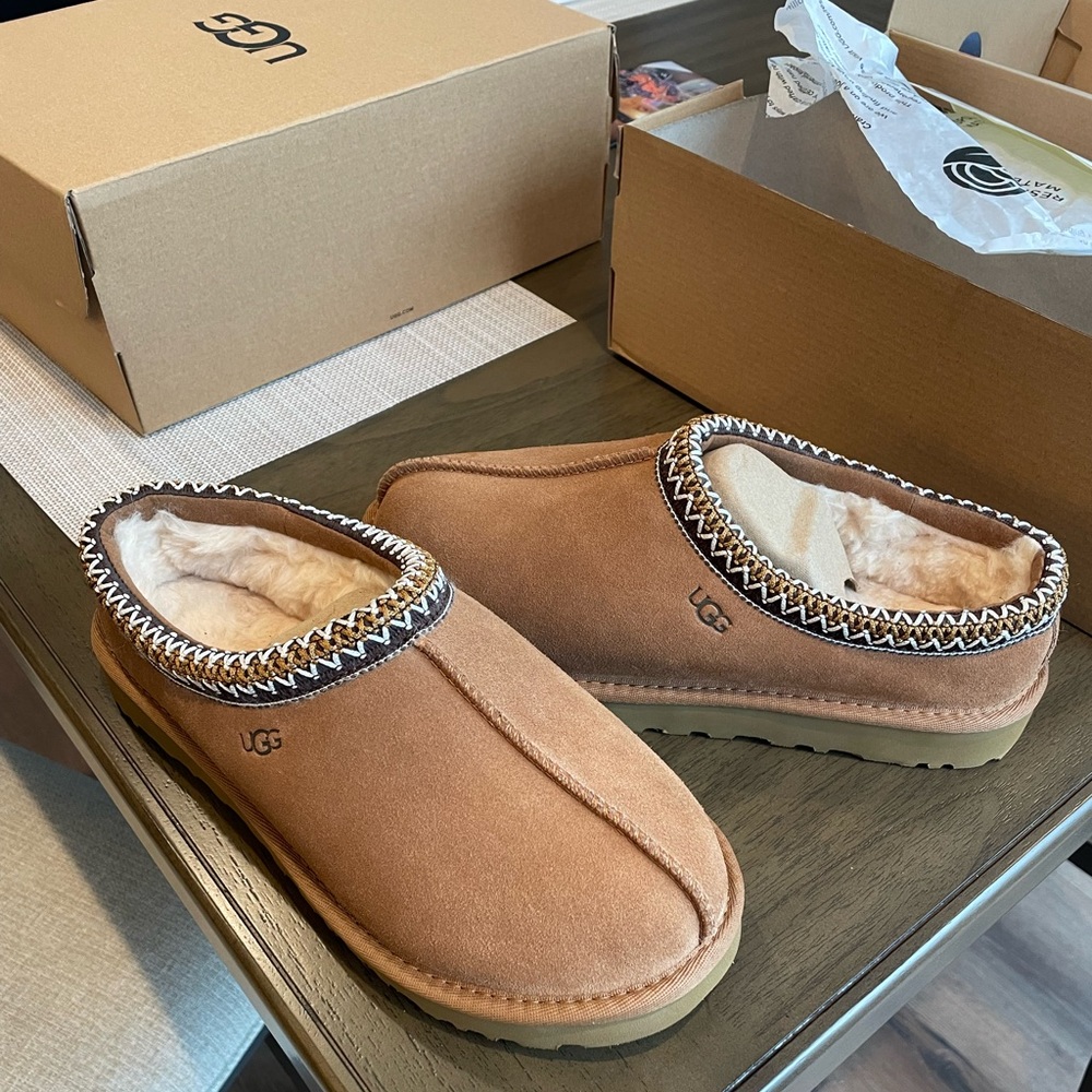 UGG Tazz